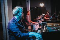 Klavierlehrer in Hannover spielt Jazz Piano